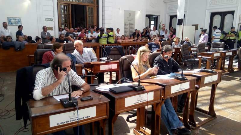 Conflicto de transporte en San Nicolás: El Concejo aprobó el aumento del boleto a 10 pesos 