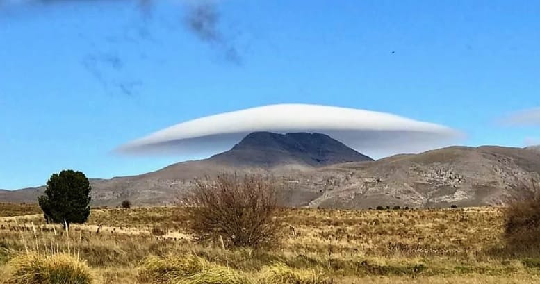 Qué era la extraña nube que se vio en Tornquist sobre el cerro Tres Picos