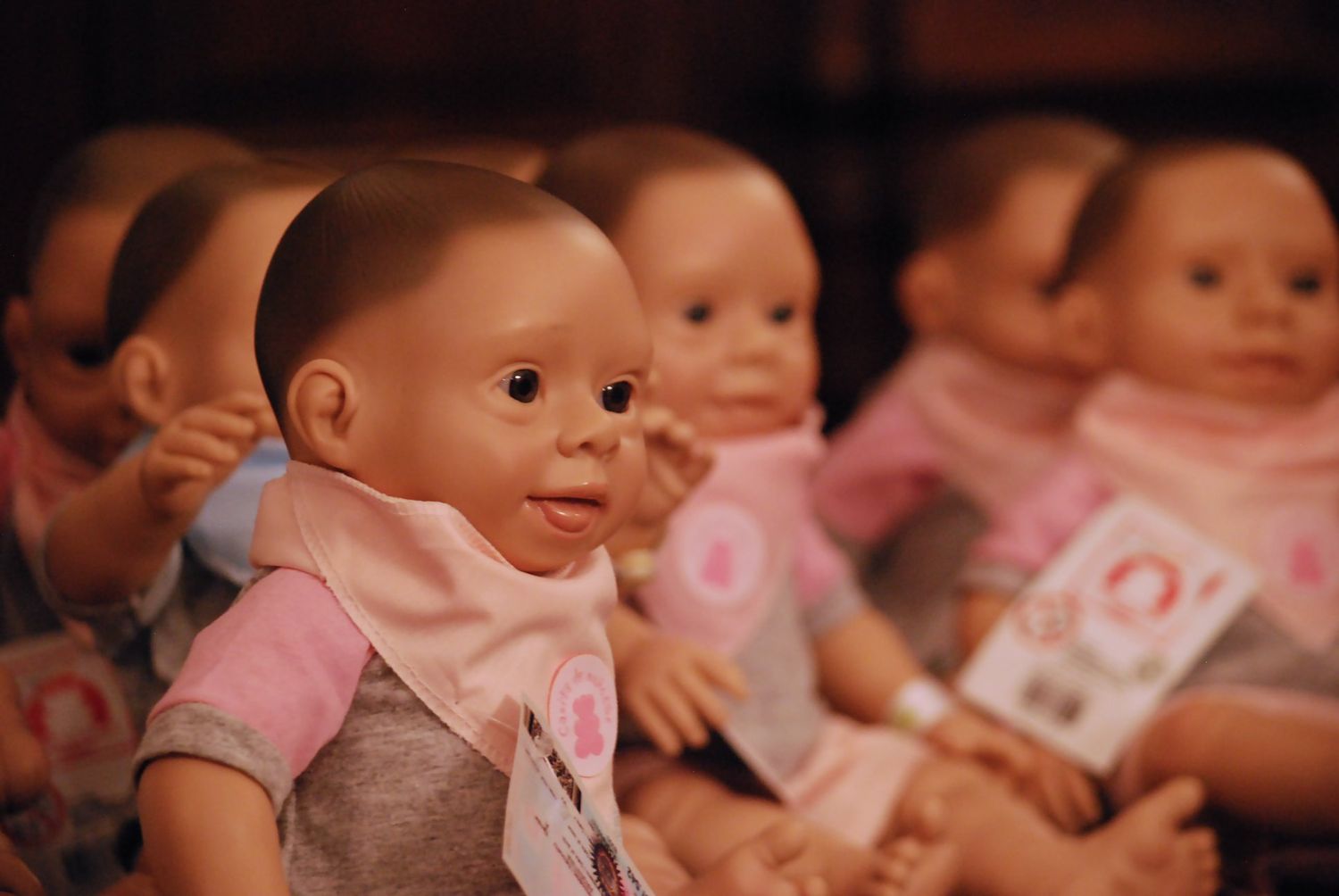 Oli, la primera muñeca con síndrome de Down, llegó a un jardín de Coronel Pringles