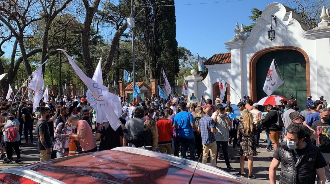 #12O Marcha y contramarcha en la Quinta de Olivos