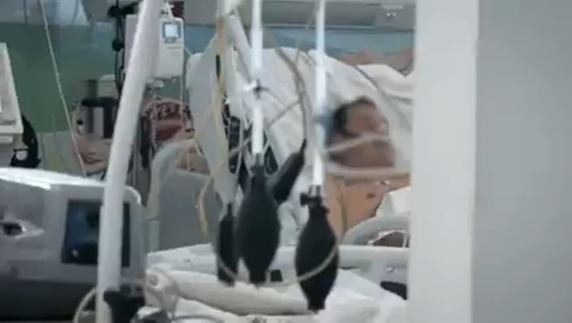 Con un crudo video , el Intendente Ishii mostró los estragos del Covid-19 en pacientes de José C. Paz: "Se desbordó todo"