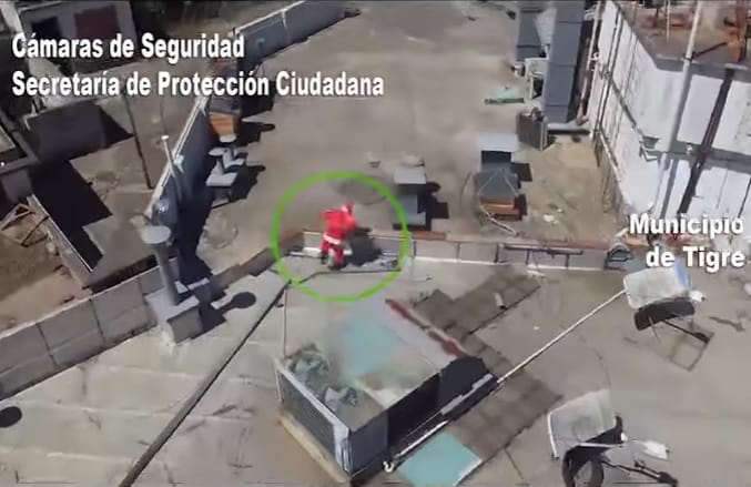 Papá Noel fue filmado por las cámaras de seguridad de Tigre 