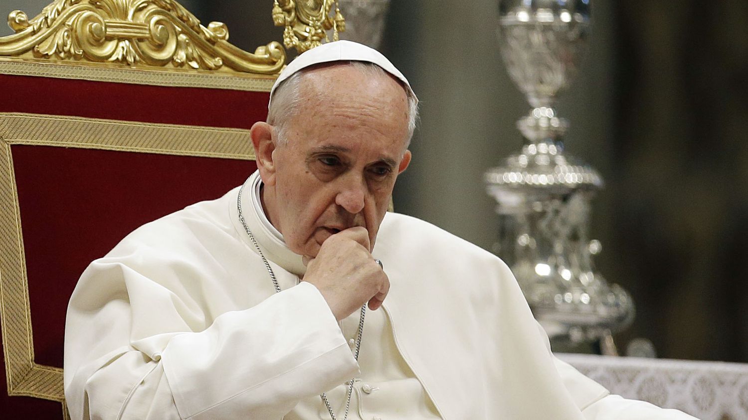 Tragedia de la familia del Papa: "Francisco reza por la salud de su sobrino"