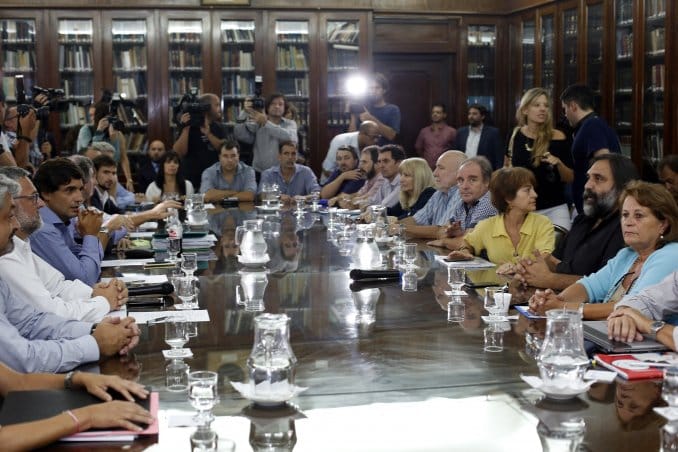 Conflicto docente: El gobierno de Vidal ofreció un 20% y un acuerdo salarial hasta 2020