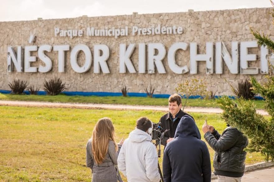 Deberán reponer cartel de Néstor Kirchner en un parque de Mar Chiquita