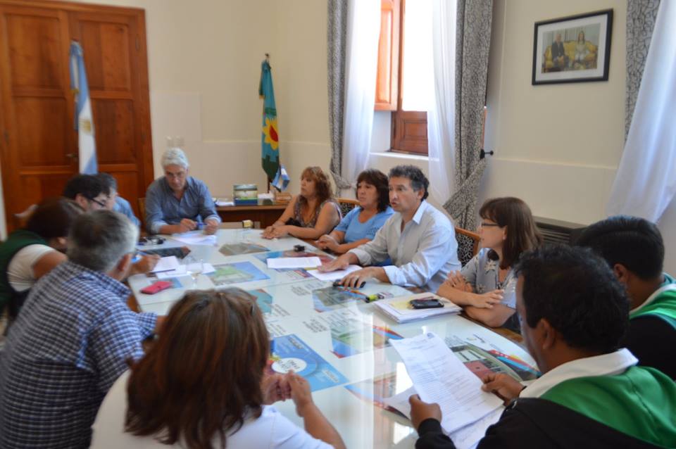 Paritarias 2018: Patagones acordó con municipales un aumento del 15%