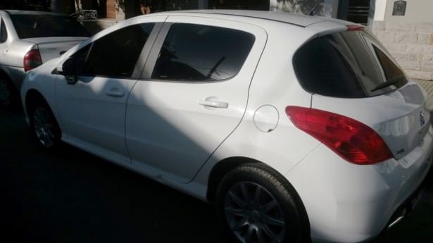 Bahía Blanca: Detienen a una mujer que vendía un auto robado