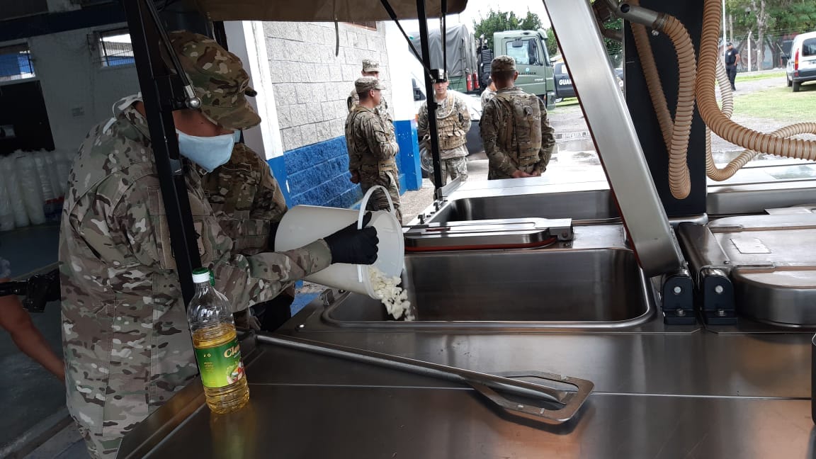 Coronavirus: El ejército continúa distribuyendo comida en La Matanza y suma nuevos puntos de operación