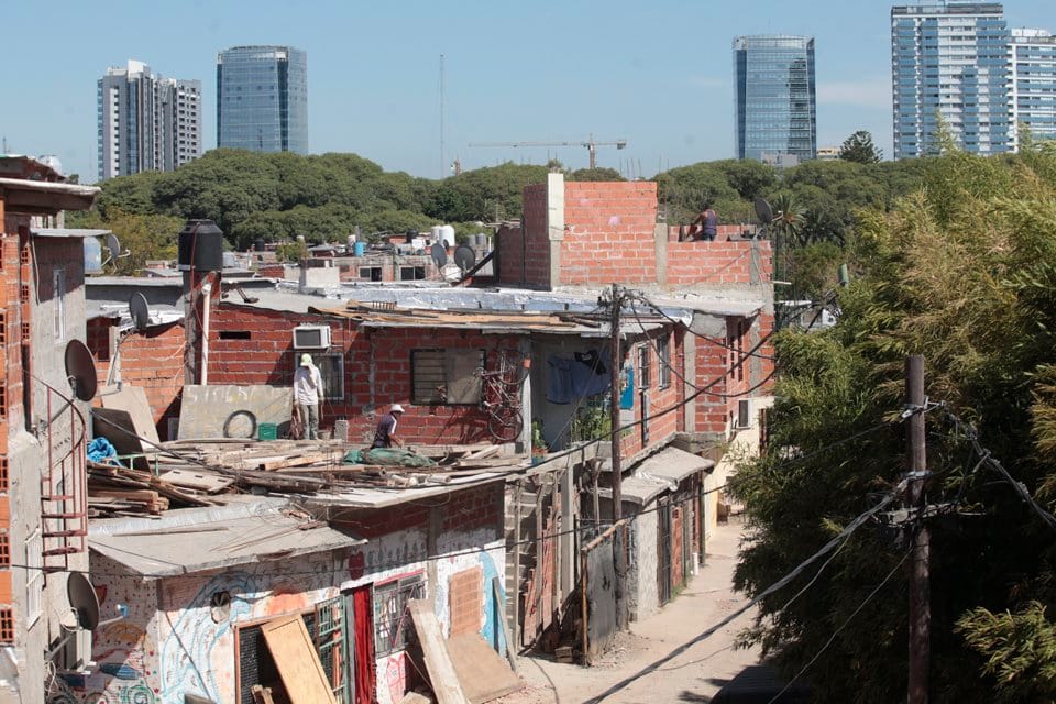 La pobreza en el Conurbano bonaerense creció al 35,9 y están en esa condición más de 4,3 millones