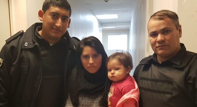 Esteban Echeverría: Efectivos policiales salvaron la vida a una bebé de 10 meses