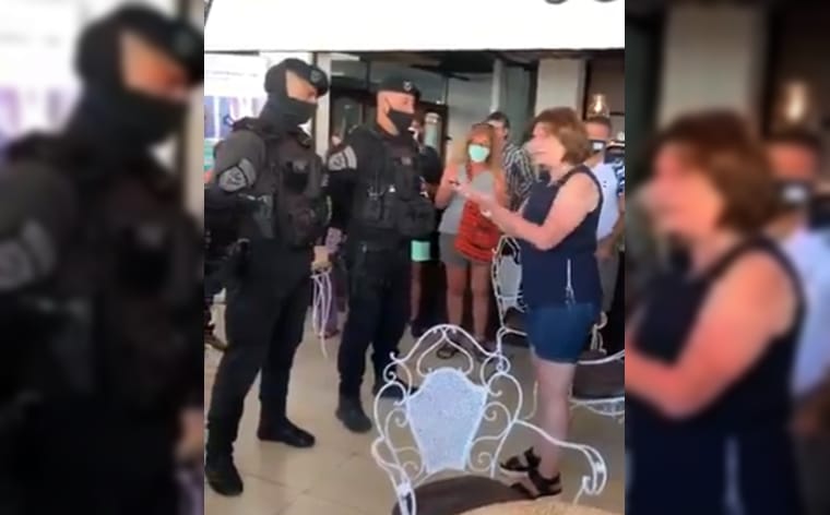 Video: Policías se cuadran ante la exministra Bullrich en Gesell y Berni desmiente que los hayan desplazado