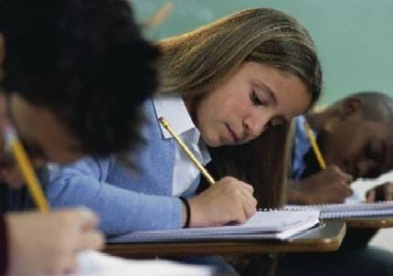 Colegios privados reclaman a Scioli que autorice aumento de cuotas