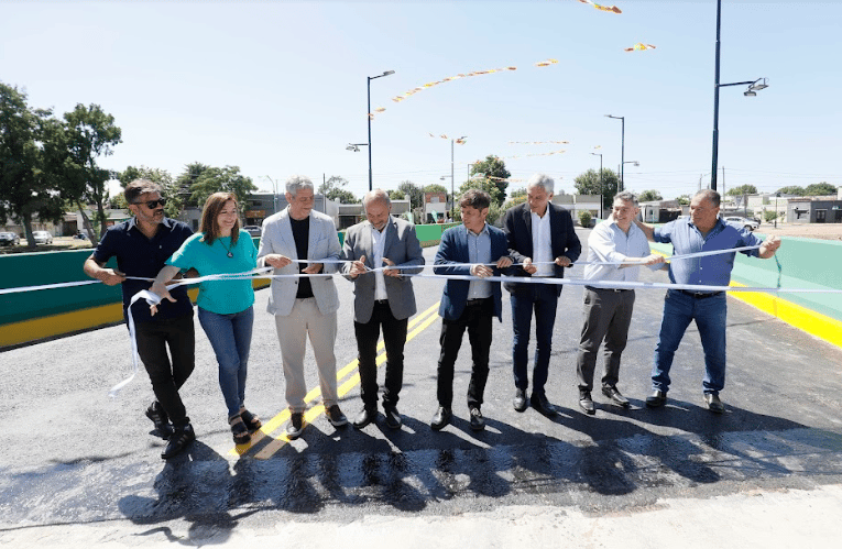Kicillof, Secco y Cagliardi inauguraron puente "La Unión" entre Berisso y Ensenada