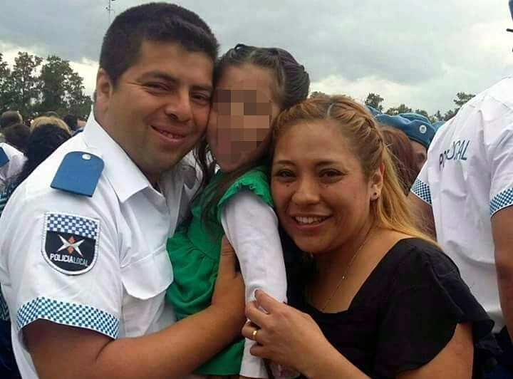 Acribillaron por la espalda a un Policía Local mientras esperaba el colectivo en Quilmes