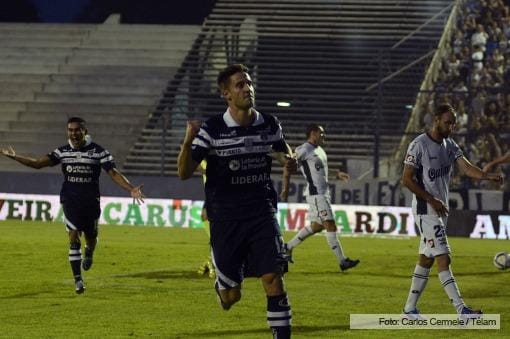 Fútbol: Gimnasia le ganó a Quilmes 3 a 2