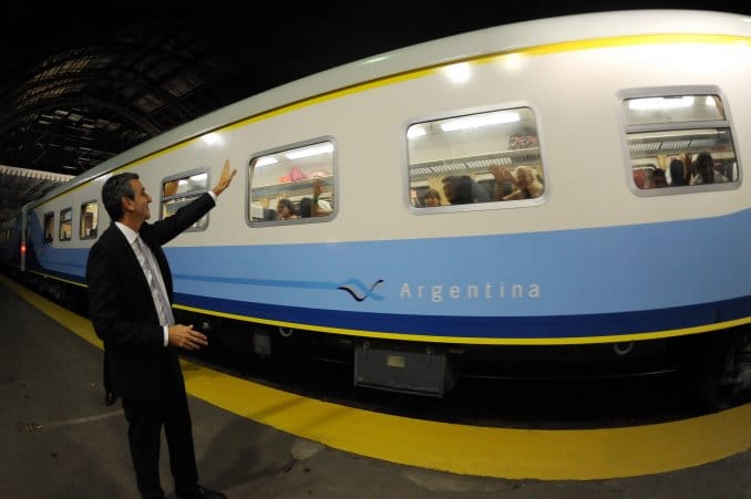 Randazzo puso en marcha el primer tren 0 km que une Buenos Aires y Córdoba