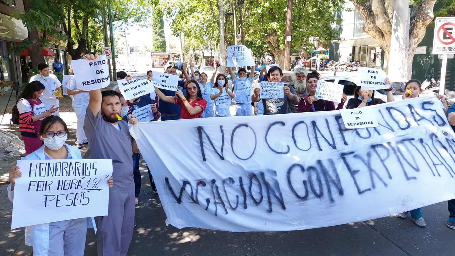 Merlo: Protesta de residentes del Hospital Eva Perón se sumará a la de municipales