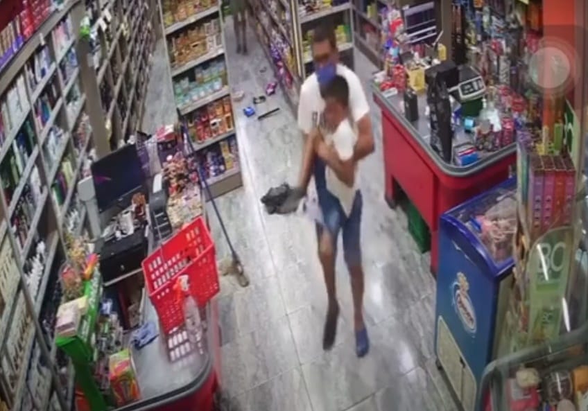Video: Un sospechoso detenido por el nene baleado en intento de robo a supermercado de General Rodríguez