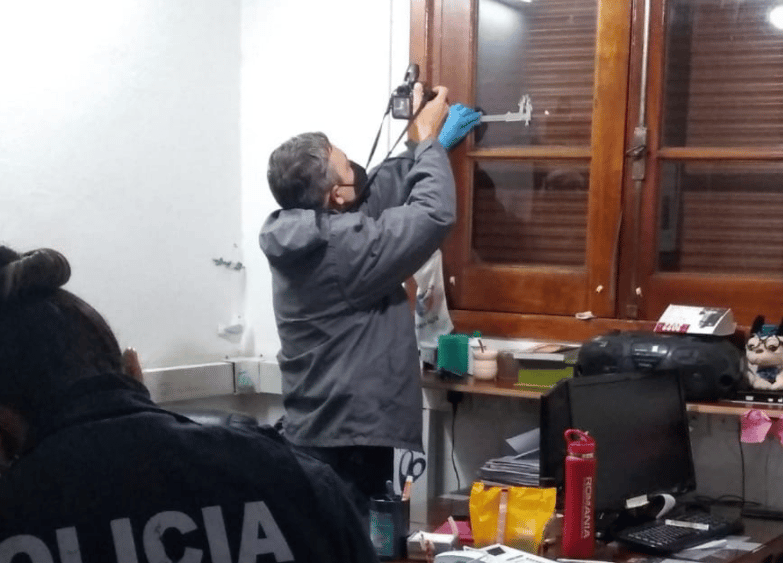 Coronel Rosales: Dispararon contra la fachada del municipio y oficinas de la Cooperativa eléctrica