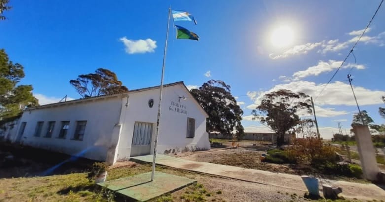 Escuela Rural cumple 85 años: Queda a 65 kilómetros de Carmen de Patagones y asisten 3 hermanos