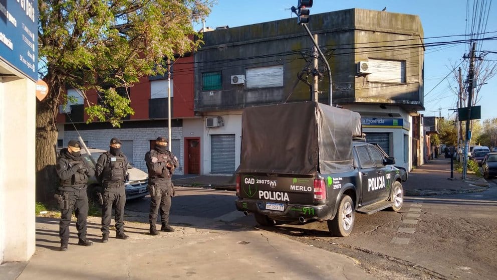 Tensión y horror en Tres de Febrero: La policía mató al secuestrador y encontró muerto al rehén