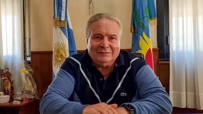 El intendente de Salto donará el incremento de su salario: “Me parece obsceno que cobre con aumento”, dijo Alessandro