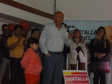 Santalla cerró su campaña con clima festivo en Ramallo
