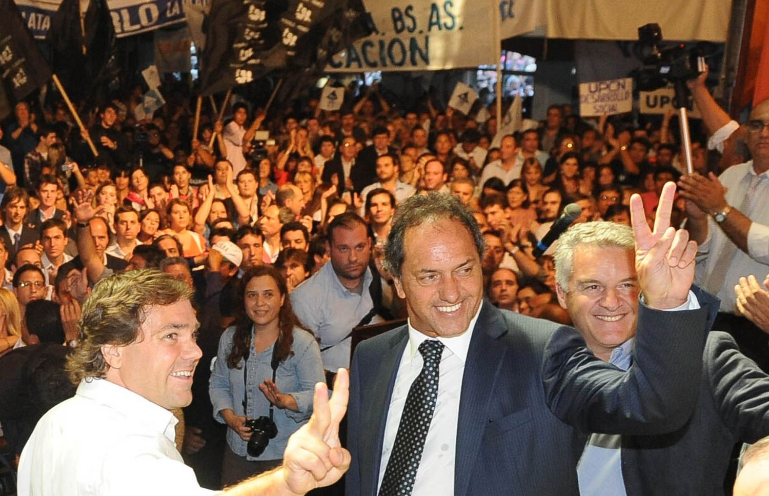 Elecciones 2015: Scioli prepara acto de campaña en La Plata 