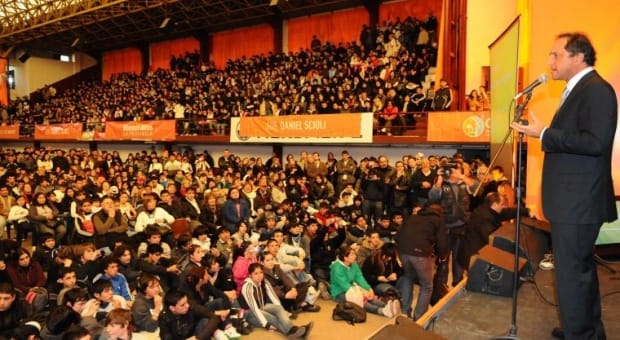 Elecciones 2015: Scioli encabeza acto para la juventud