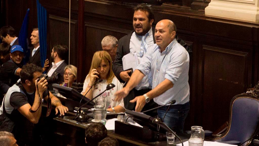La causa contra Mario Secco por irrumpir en la Legislatura cambió de fiscal