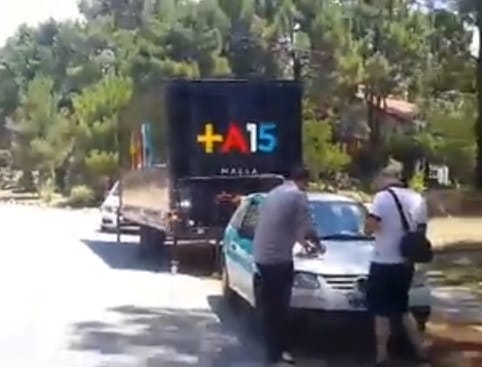 Elecciones 2015: Secuestran y multan móvil de Massa en Pinamar 
