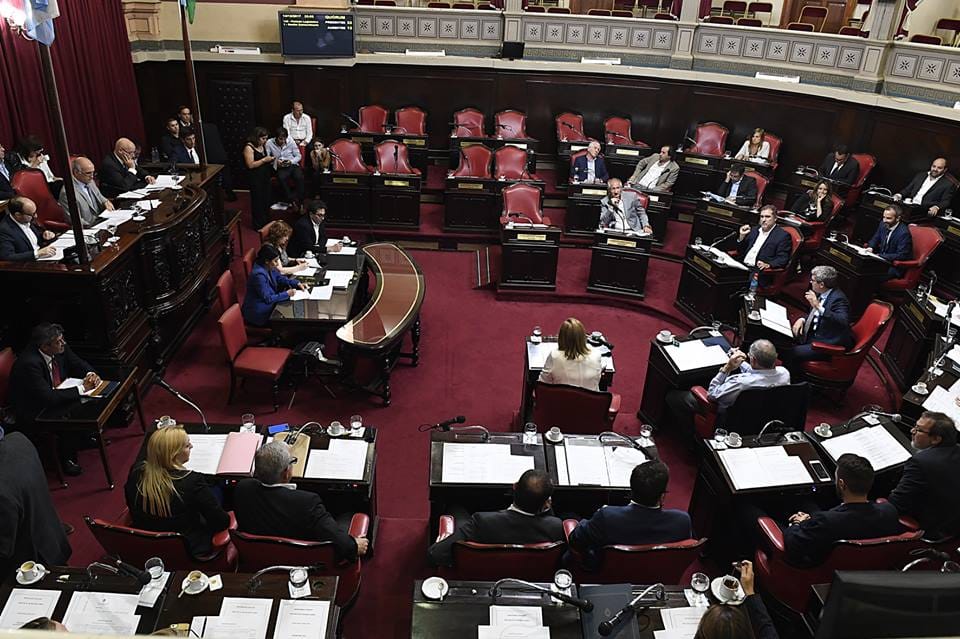 Ajuste de la política: Senado convirtió en ley Reforma jubilatoria del BaPro y derogación de Jubilaciones de privilegio