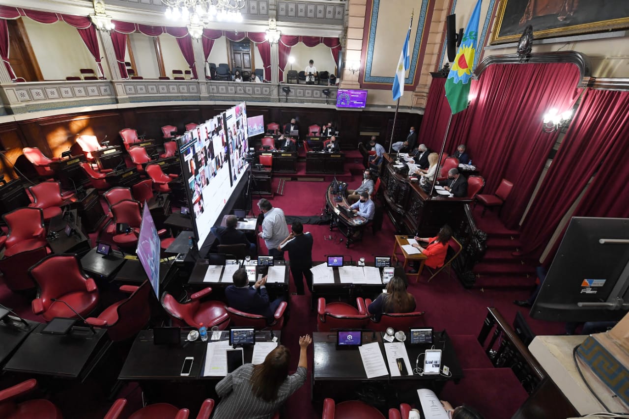 Legislatura bonaerense: El Senado aprobó por unanimidad la Ley de Góndolas