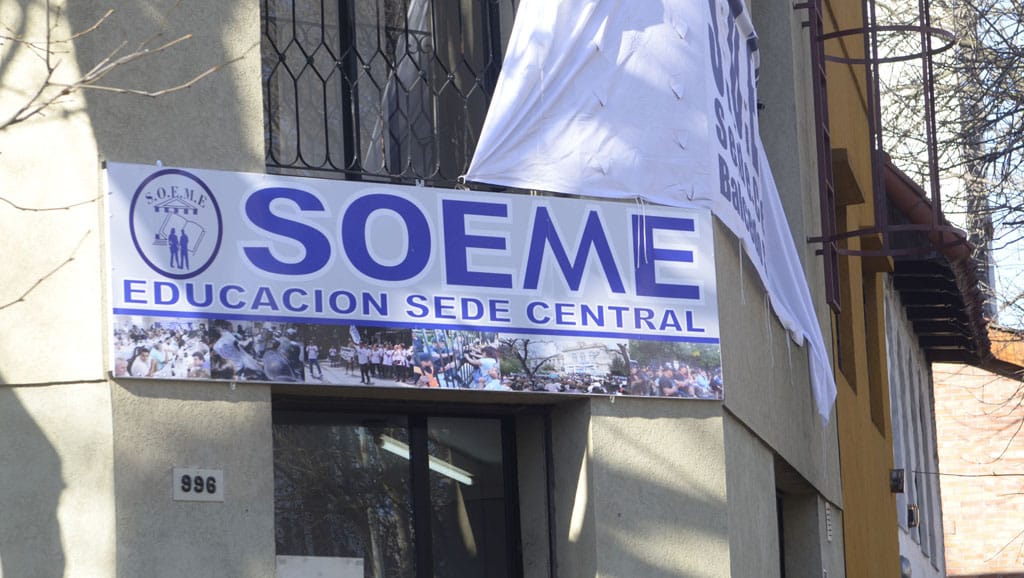 Allanaron sedes del SOEME en La Plata y Capital Federal y quedaron con custodia policial