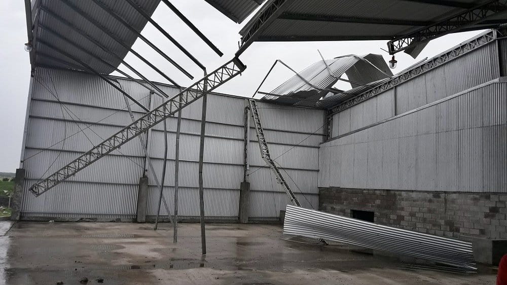 Se voló el techo de una planta de reciclado que iba a ser inaugurada por Gatica en Bragado