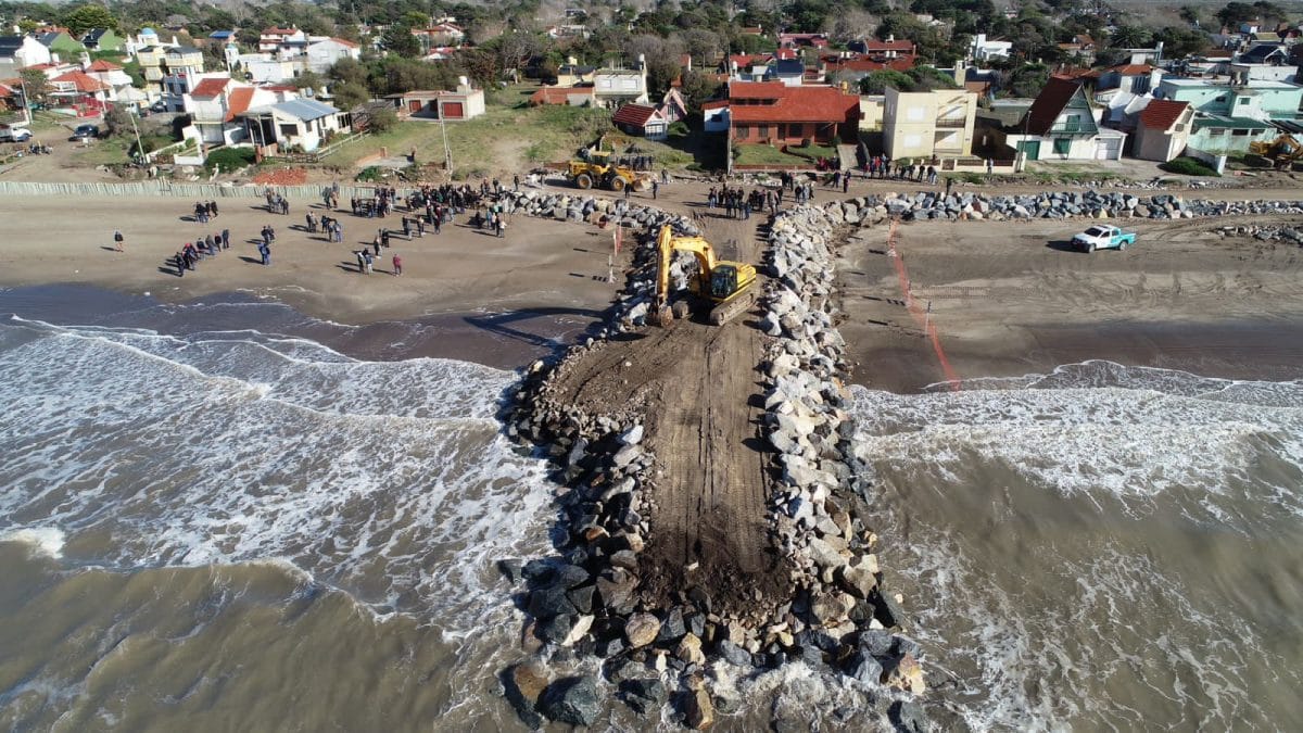 Cómo es la obra de defensa costera en Las Toninas: Así buscan evitar el avance del mar sobre la localidad