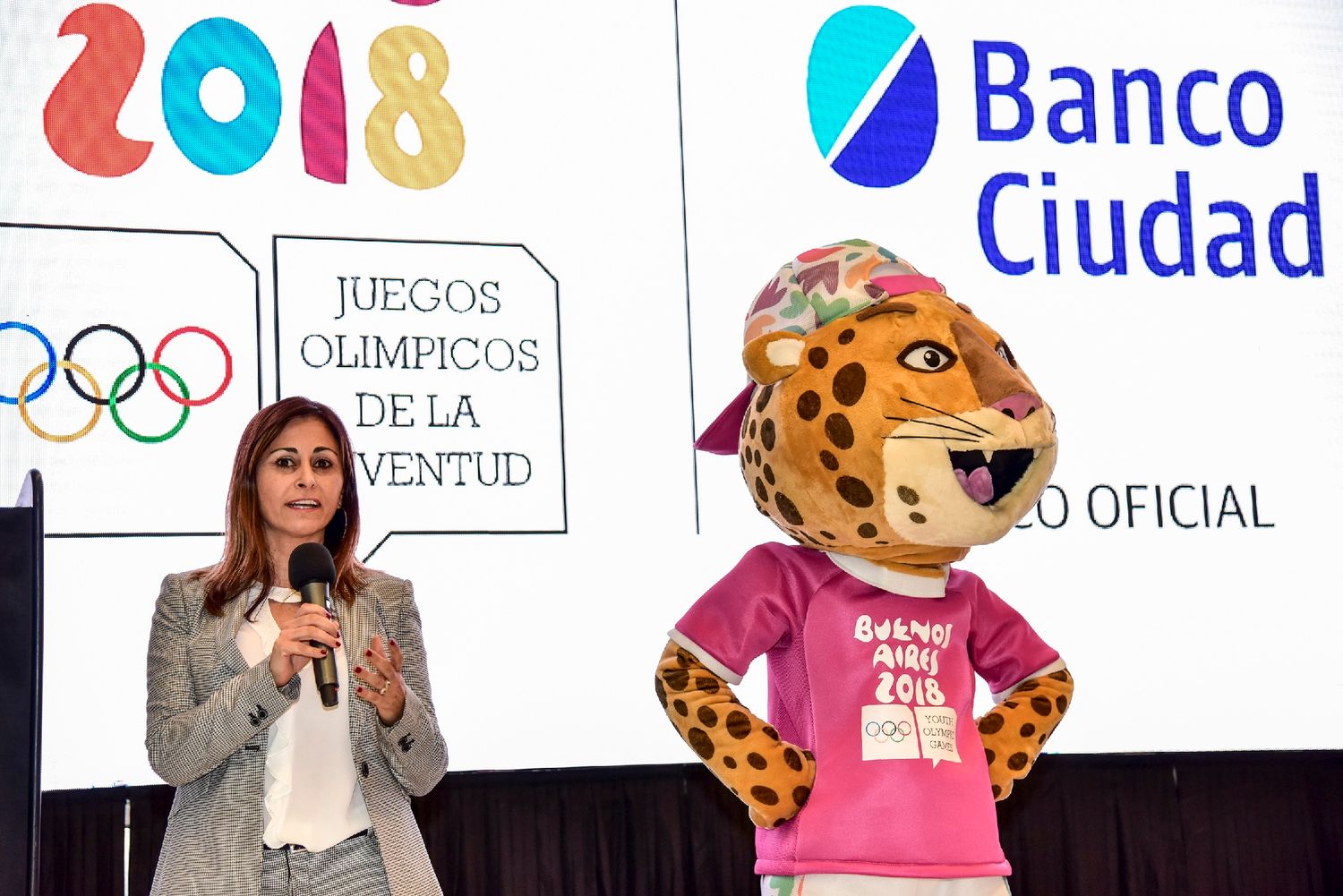 Banco Ciudad inauguró la muestra de los grandes campeones olímpicos argentinos 