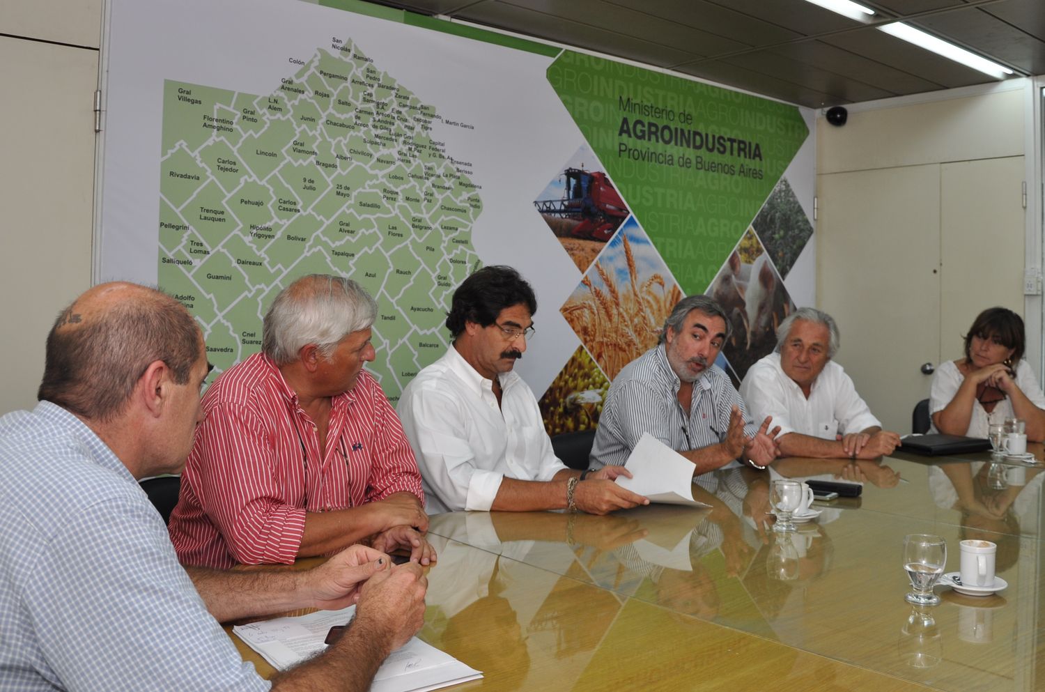 Sarquís se reunió con intendentes de distintas zonas productivas de la provincia