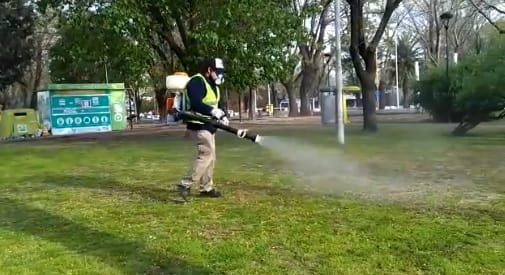 Tres de Febrero: Empezaron a fumigar en espacios verdes para prevenir el dengue