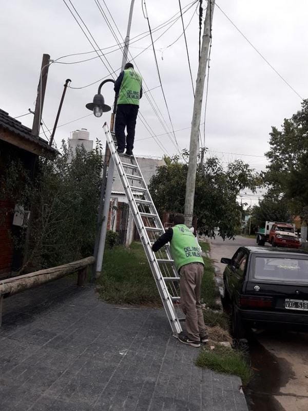 Tigre: Se instalaron más de 250 luminarias de veredas en Rincón de Milberg