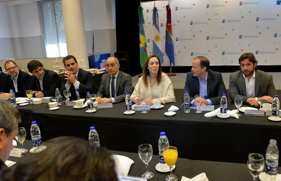 Vidal reunió a su gabinete en Lomas de Zamora 