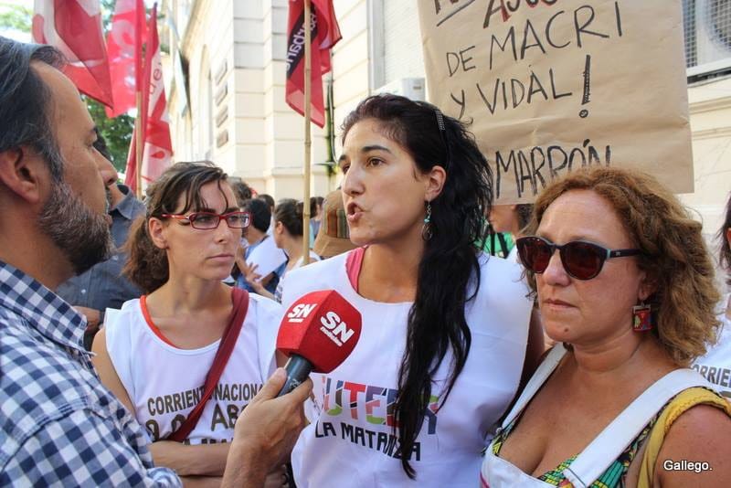 Diputada del FIT denuncia a Vidal por espionaje a docentes 