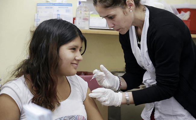 Lanzan la campaña de vacuna antigripal gratuita en el municipio de Almirante Brown 