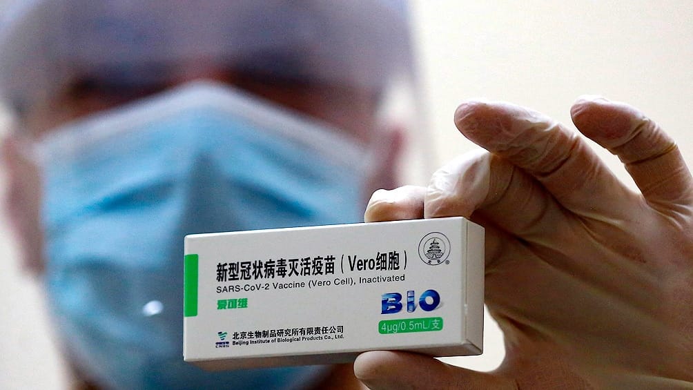 Vacuna Covid: La próxima semana llegan segundas dosis de la china Sinopharm en tres vuelos