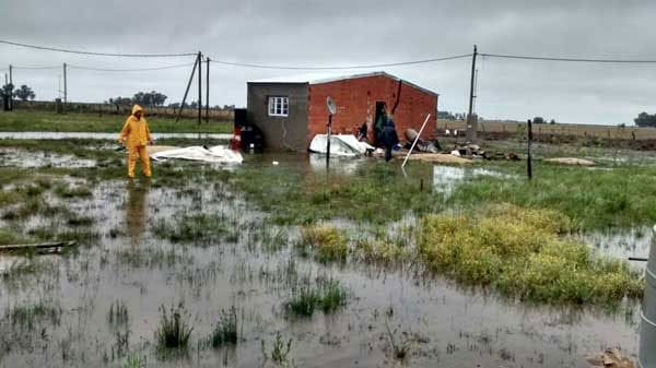 Funcionarios de Provincia recorren zonas inundadas de General Villegas