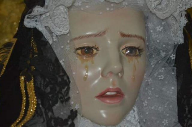 Conmoción por una Virgen que llora en una parroquia de Dolores