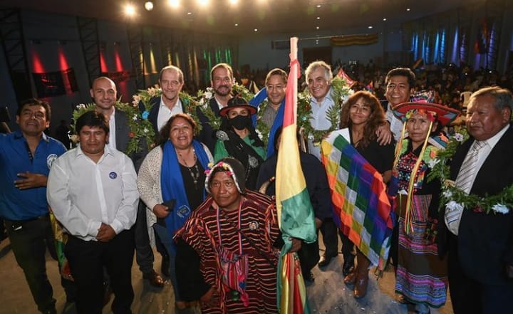 El presidente de Bolivia visitó Escobar junto a Sujarchuk y prometió trabajar por la colectividad boliviana