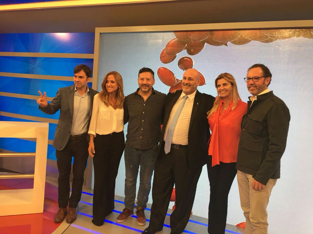 Intendentes de Cañuelas, Merlo, Castelli y Casares "unidos" en la TV para criticar a Macri 