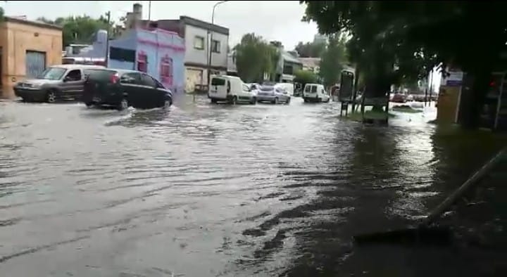 Temporal en Lomas de Zamora: Intensas lluvias inundaron Banfield 