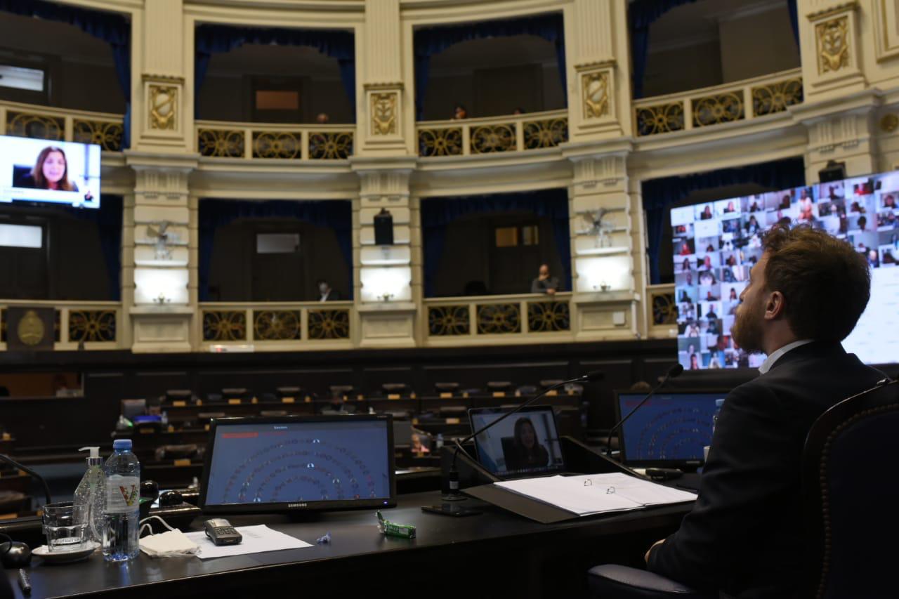 Legislatura bonaerense: Diputados aprobó proyectos relacionados al Covid-19 en una nueva sesión mixta